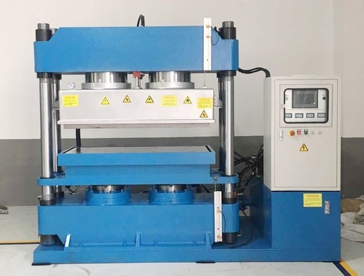 Plate Vulcanizer，a 25 Ton Flat Vulcanizing Machine For Pressing All Kinds Of Molded Products